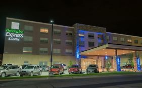 Holiday Inn Express & Suites - Warsaw - E Center By Ihg